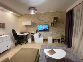 Plaza Residence Cozy Apartment